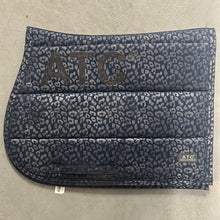 Load image into Gallery viewer, ANKY Leopard English Saddle Pad
