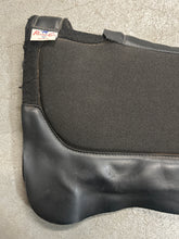 Load image into Gallery viewer, Professional&#39;s Choice Western Saddle Pad
