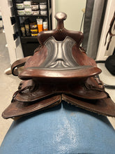 Load image into Gallery viewer, 12.5&quot; Vintage Kid&#39;s Western Saddle
