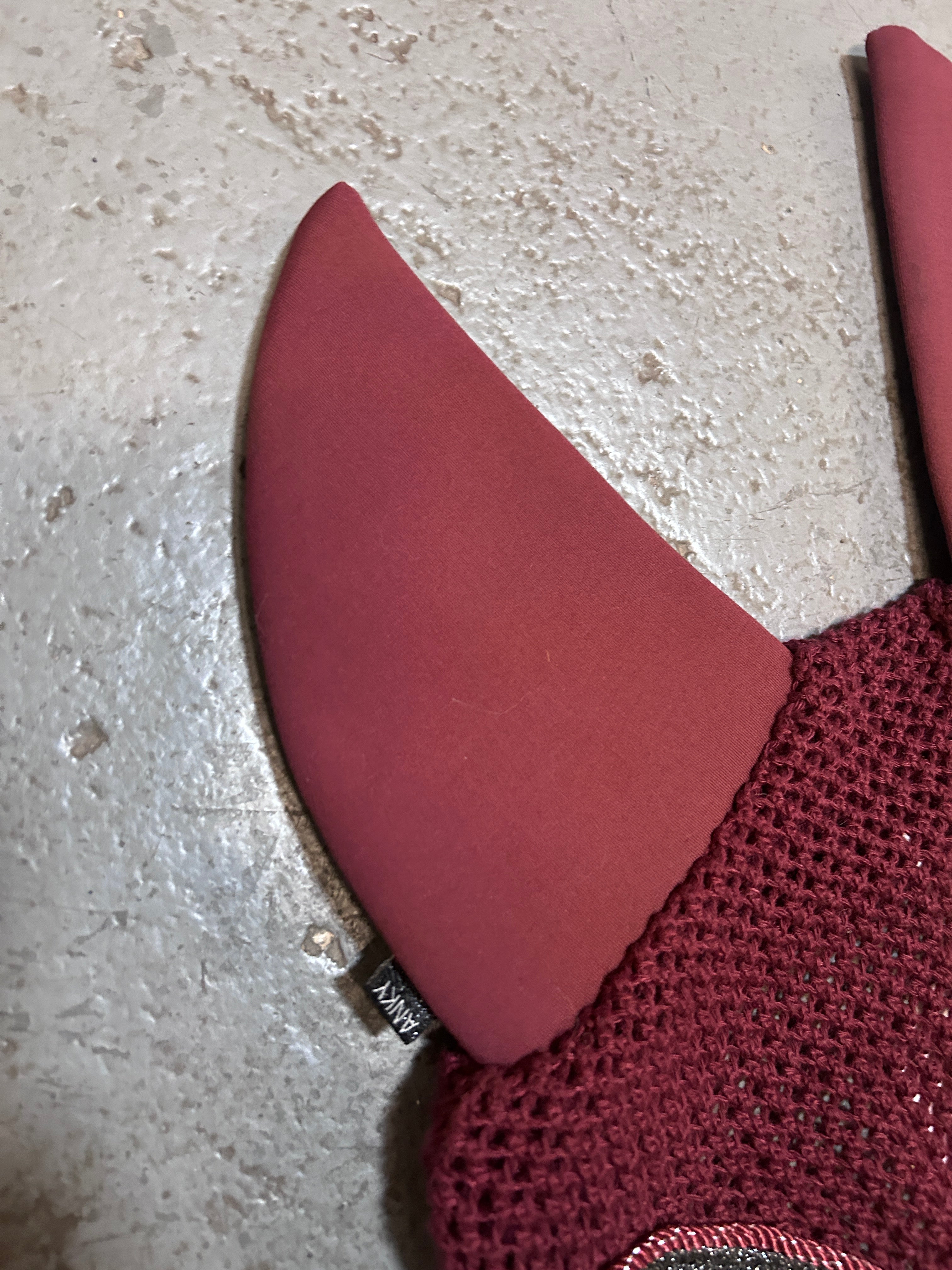 ANKY Soundproof Bonnet Wine