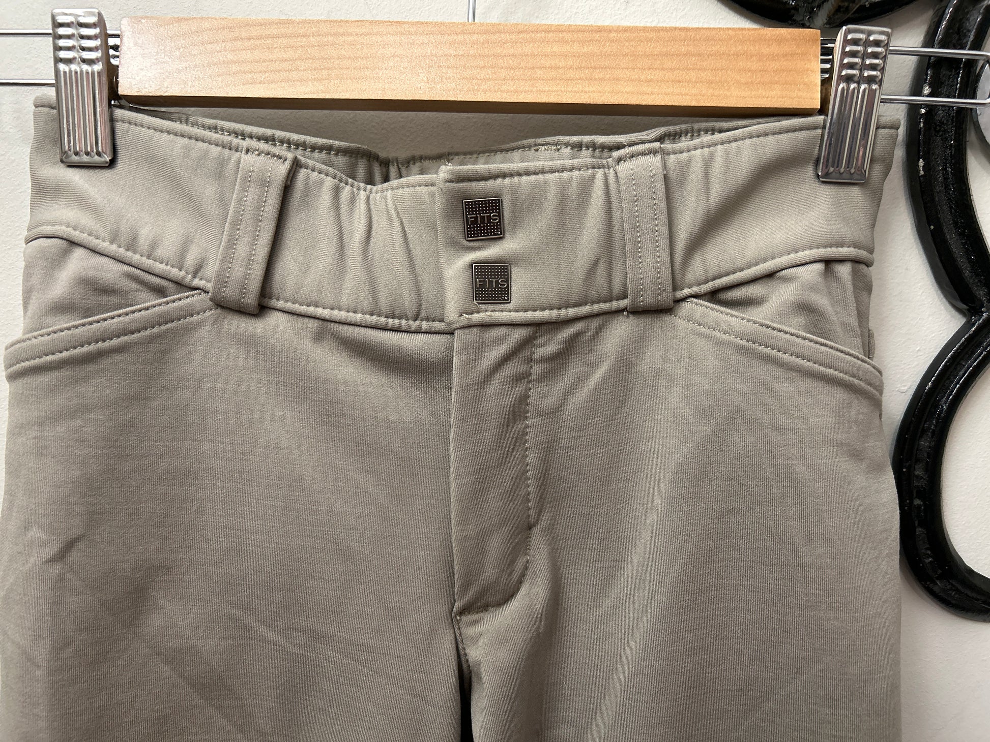 FITS Full Seat Breeches Small-Breeches-Consignment-Evolution Equestrian Co.
