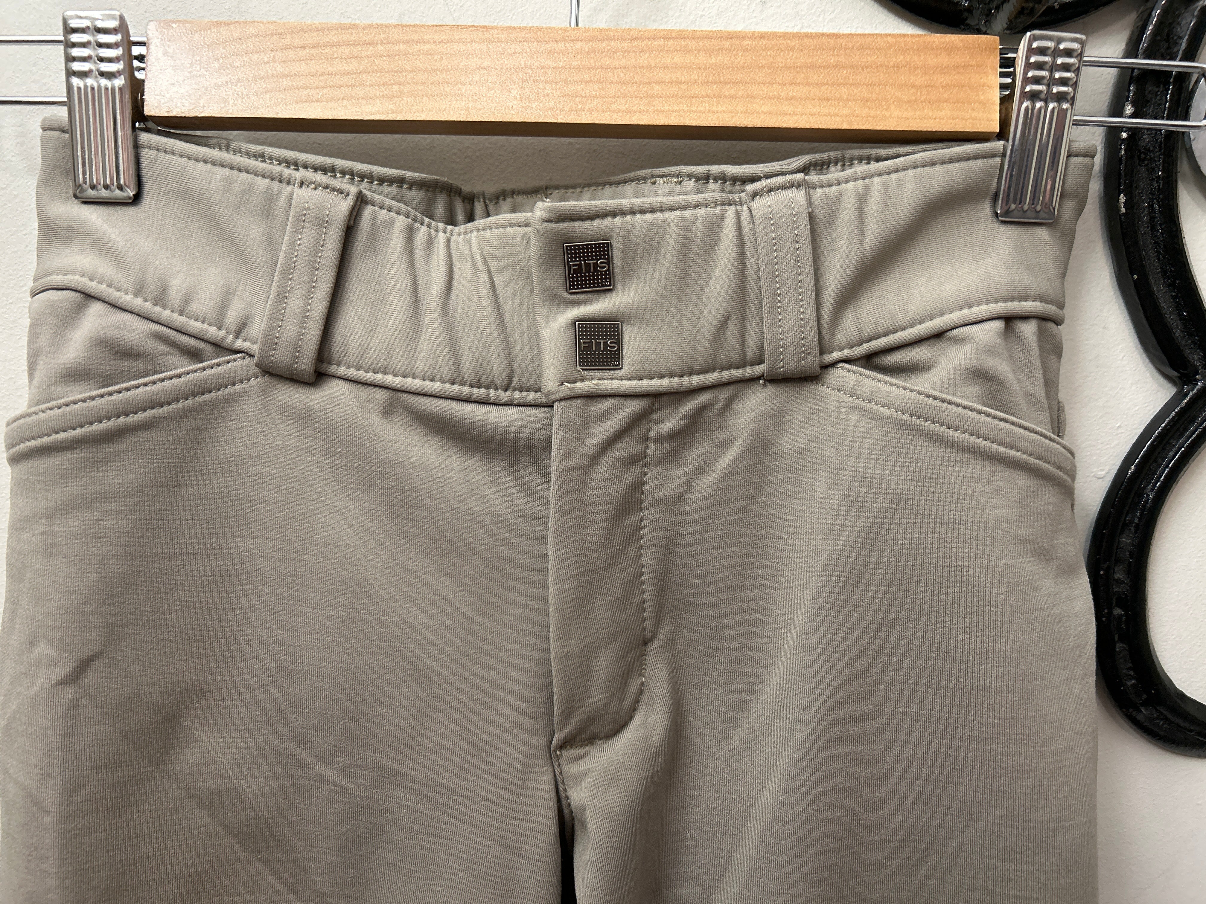 FITS Full Seat Breeches Small-Breeches-Consignment-Evolution Equestrian Co.