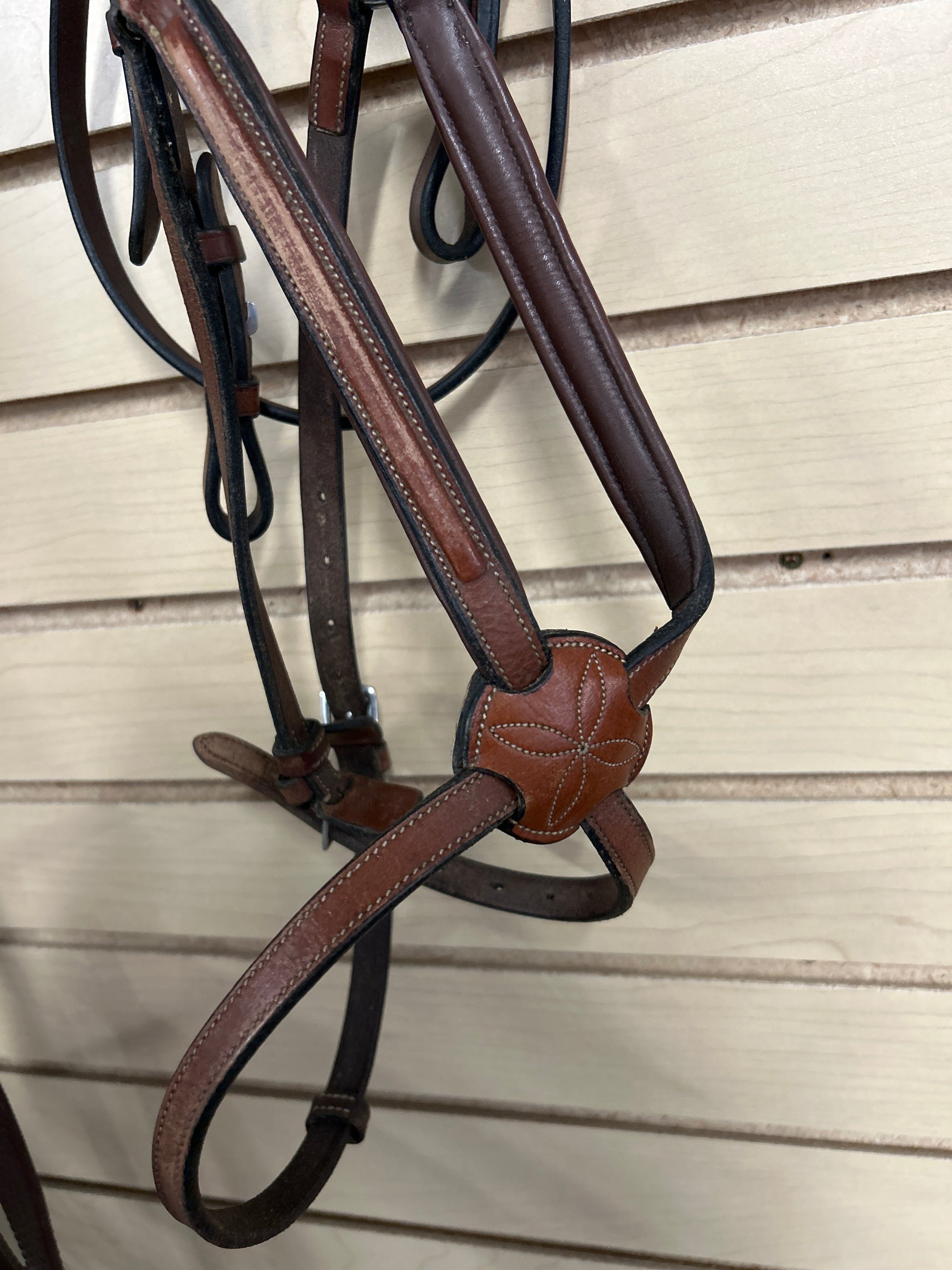 Figure 8 Bridle with Rubber Reins-English Bridle-Consignment-Evolution Equestrian Co.