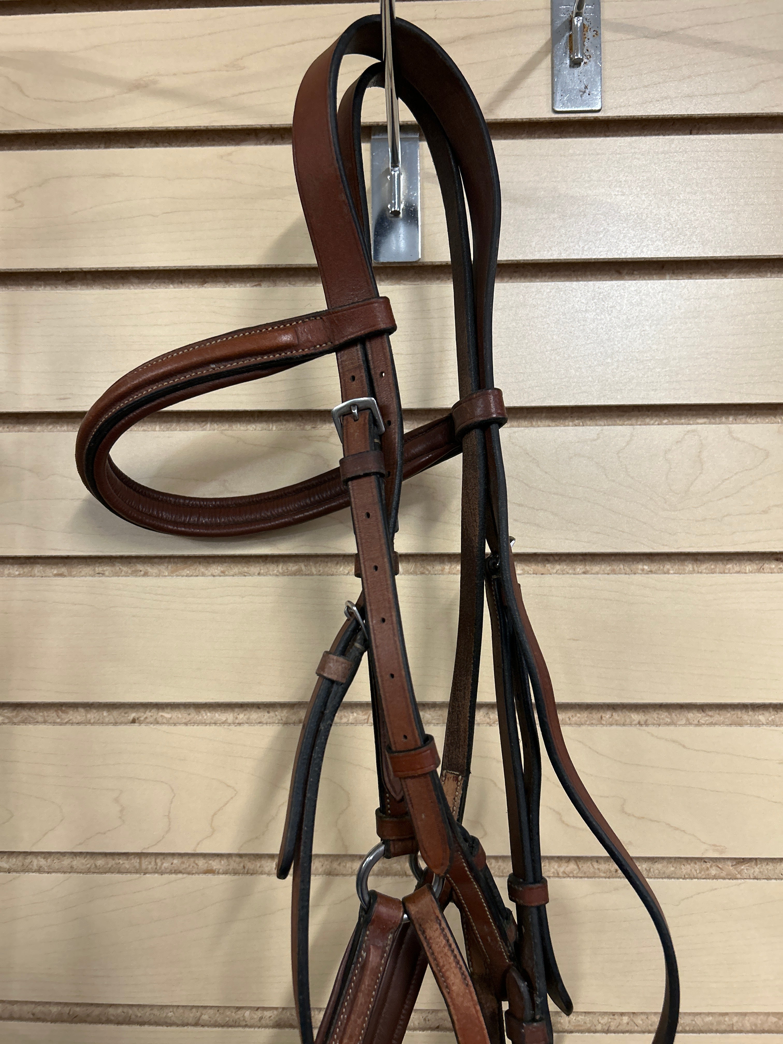 Figure 8 Bridle with Rubber Reins-English Bridle-Consignment-Evolution Equestrian Co.