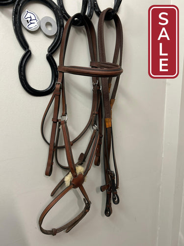 Figure 8 Bridle with Rubber Reins Cob-Bridle-Consignment-Evolution Equestrian Co.