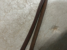 Load image into Gallery viewer, Flat Leather Reins-English Reins-Consignment-Evolution Equestrian Co.
