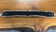 Load image into Gallery viewer, Western Felt Cinch 34&quot;
