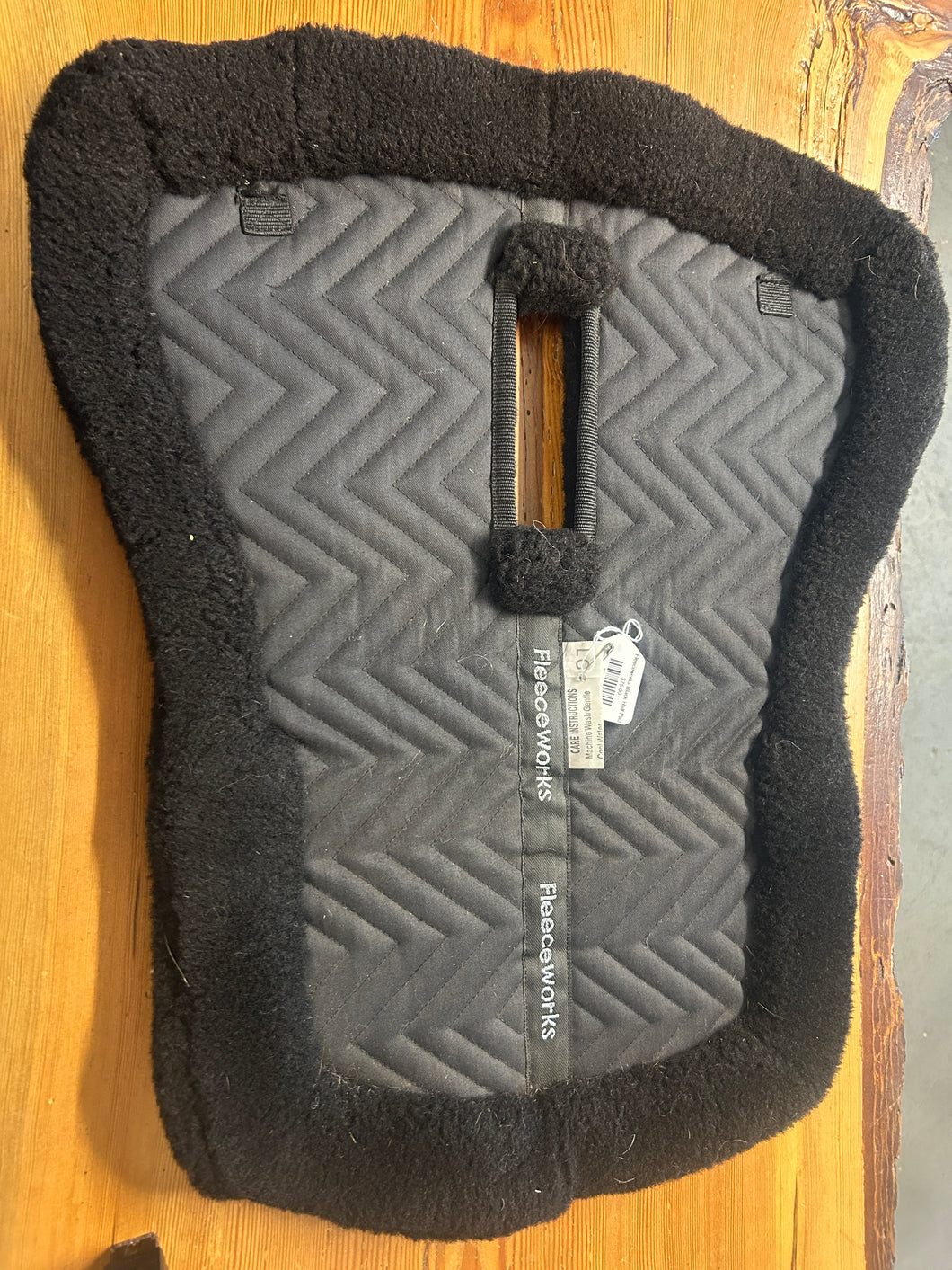 Fleeceworks Black Half Pad