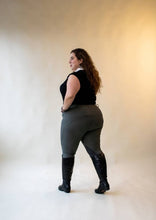 Load image into Gallery viewer, Street &amp; Saddle Bronco Knee Patch Riding Leggings
