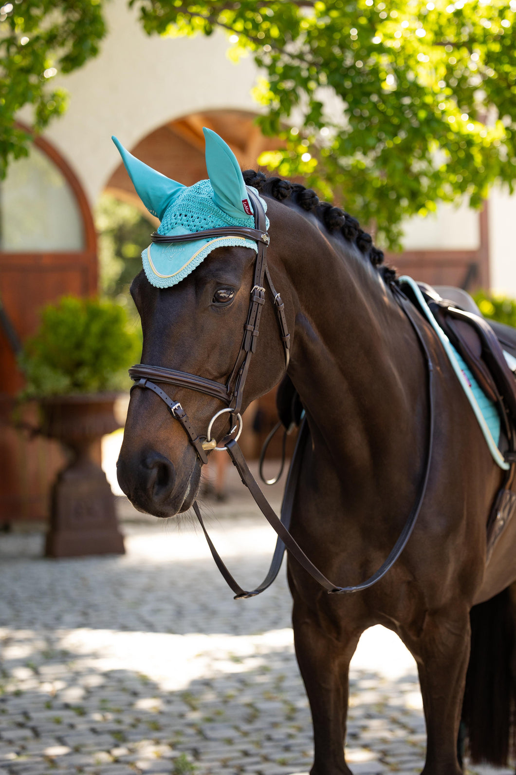 LeMieux Classic Bonnet Lagoon