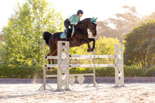 Load image into Gallery viewer, LeMieux Suede Close Contact Saddle Pad Lagoon

