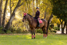 Load image into Gallery viewer, LeMieux Loire Close Contact Saddle Pad Cranberry
