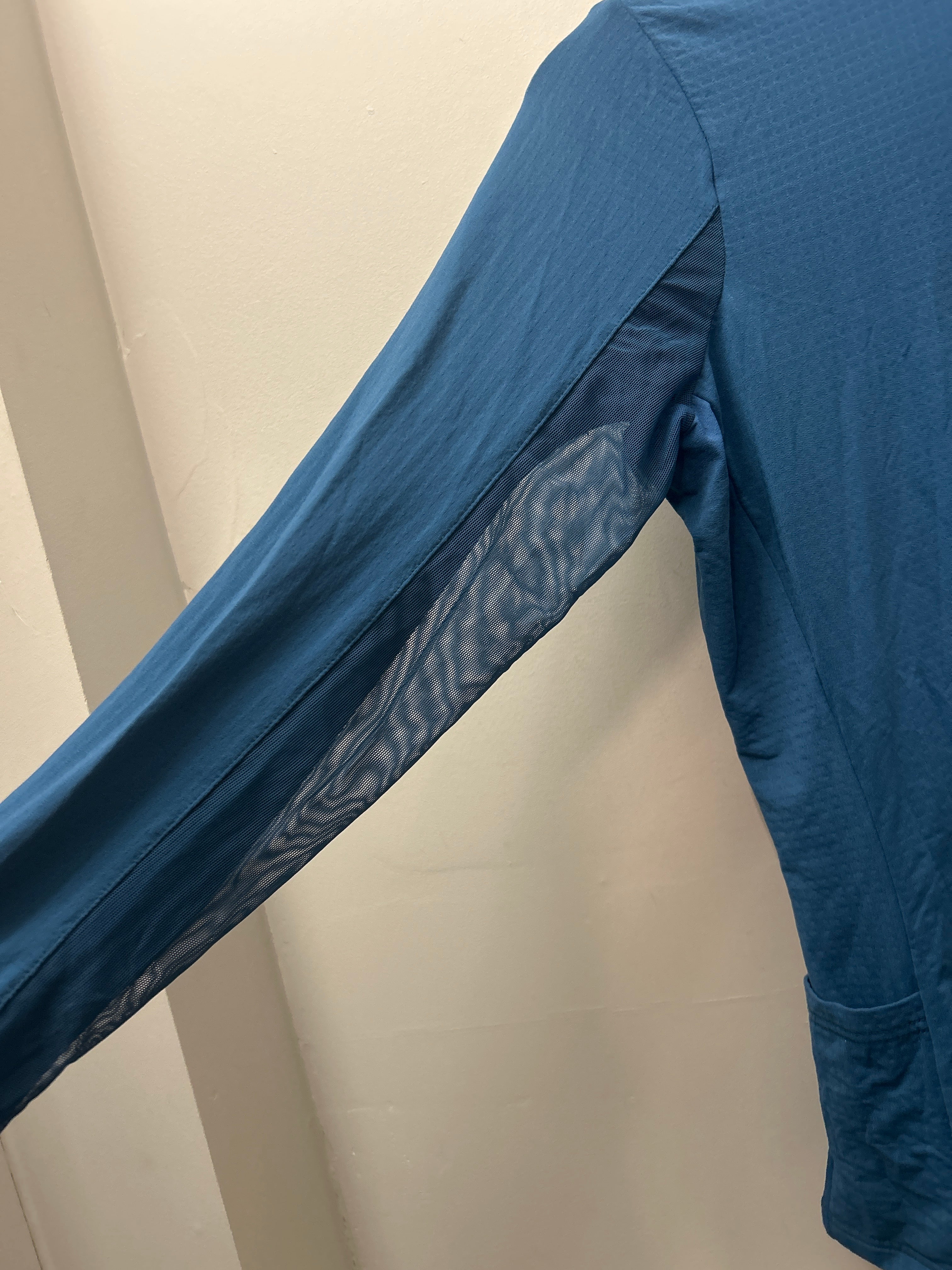 Irideon Blue Sun Shirt Small-Riding Shirts-Consignment-Evolution Equestrian Co.