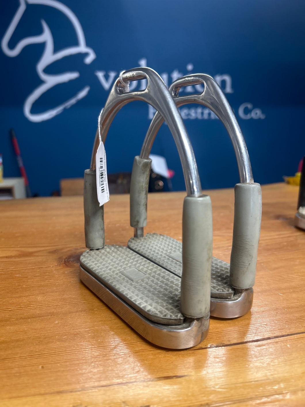 Jointed Stirrup Irons Grey 4-1/2