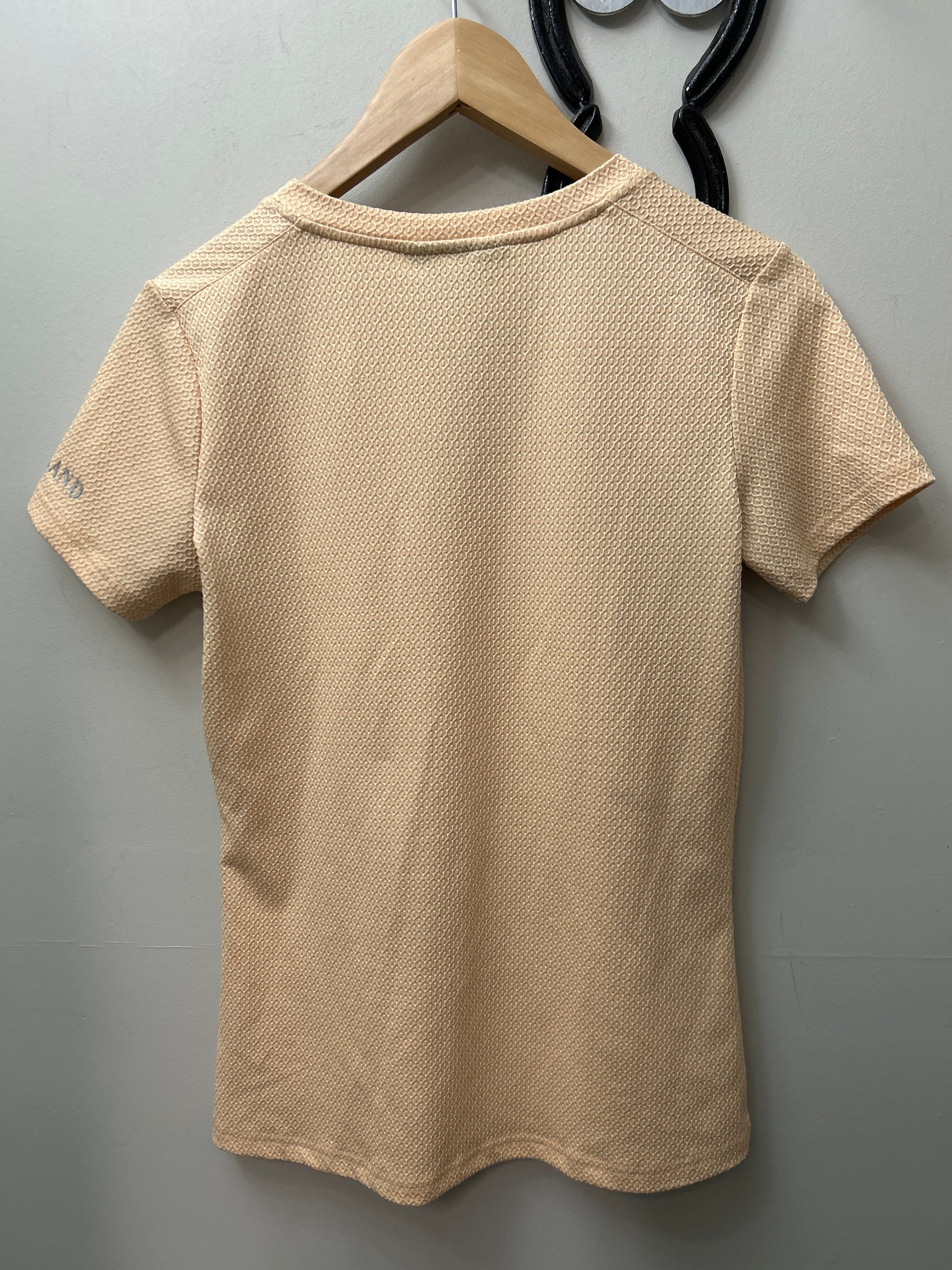 Kingsland Peach Short Sleeve Shirt Small-Riding Shirts-Consignment-Evolution Equestrian Co.