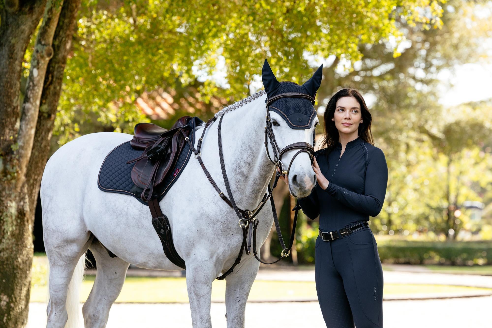 LeMieux Brilliance Close Contact Saddle Pad-English Saddle Pad-LeMieux-White-Evolution Equestrian Co.