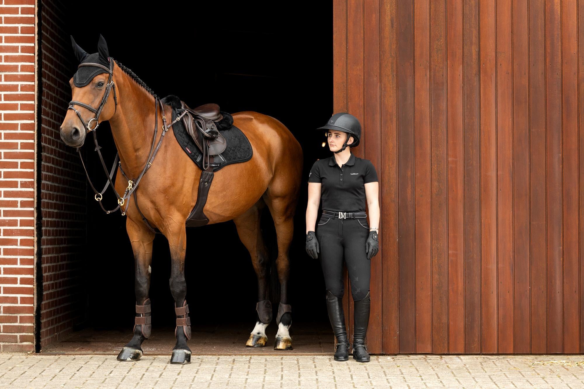 LeMieux Crystal Suede Close Contact Saddle Pad Black-English Saddle Pad-LeMieux-Evolution Equestrian Co.