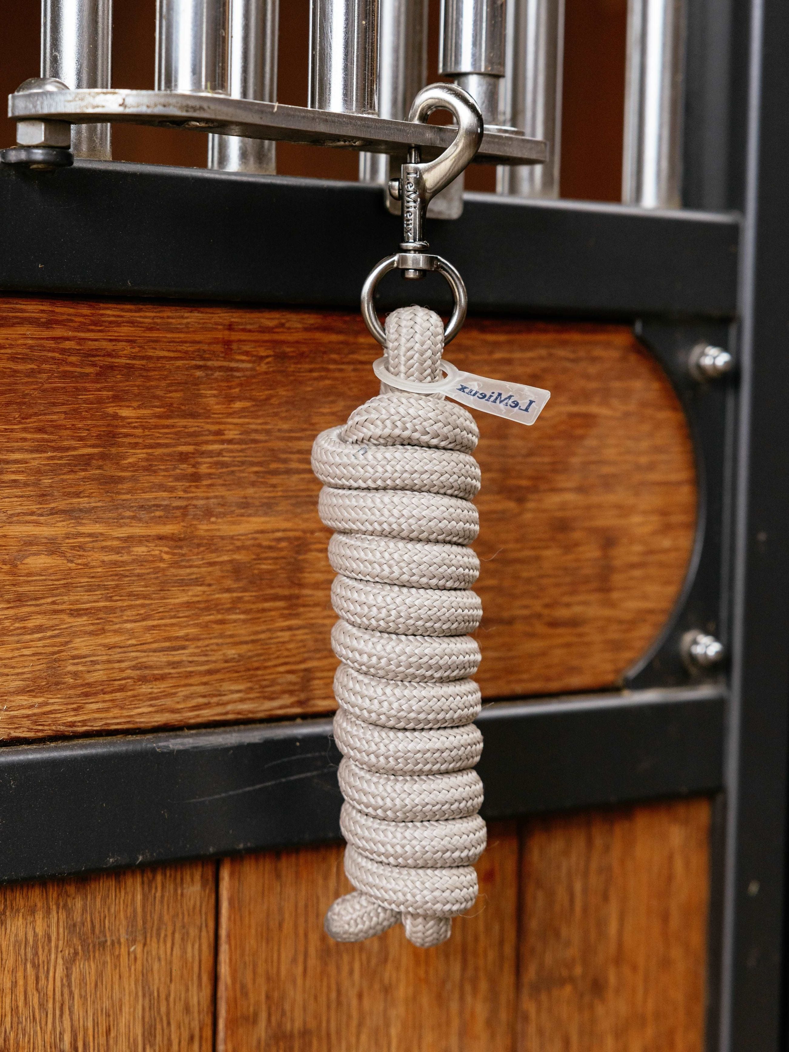 LeMieux Essence Lead Rope-Lead Rope-LeMieux-Navy-Evolution Equestrian Co.