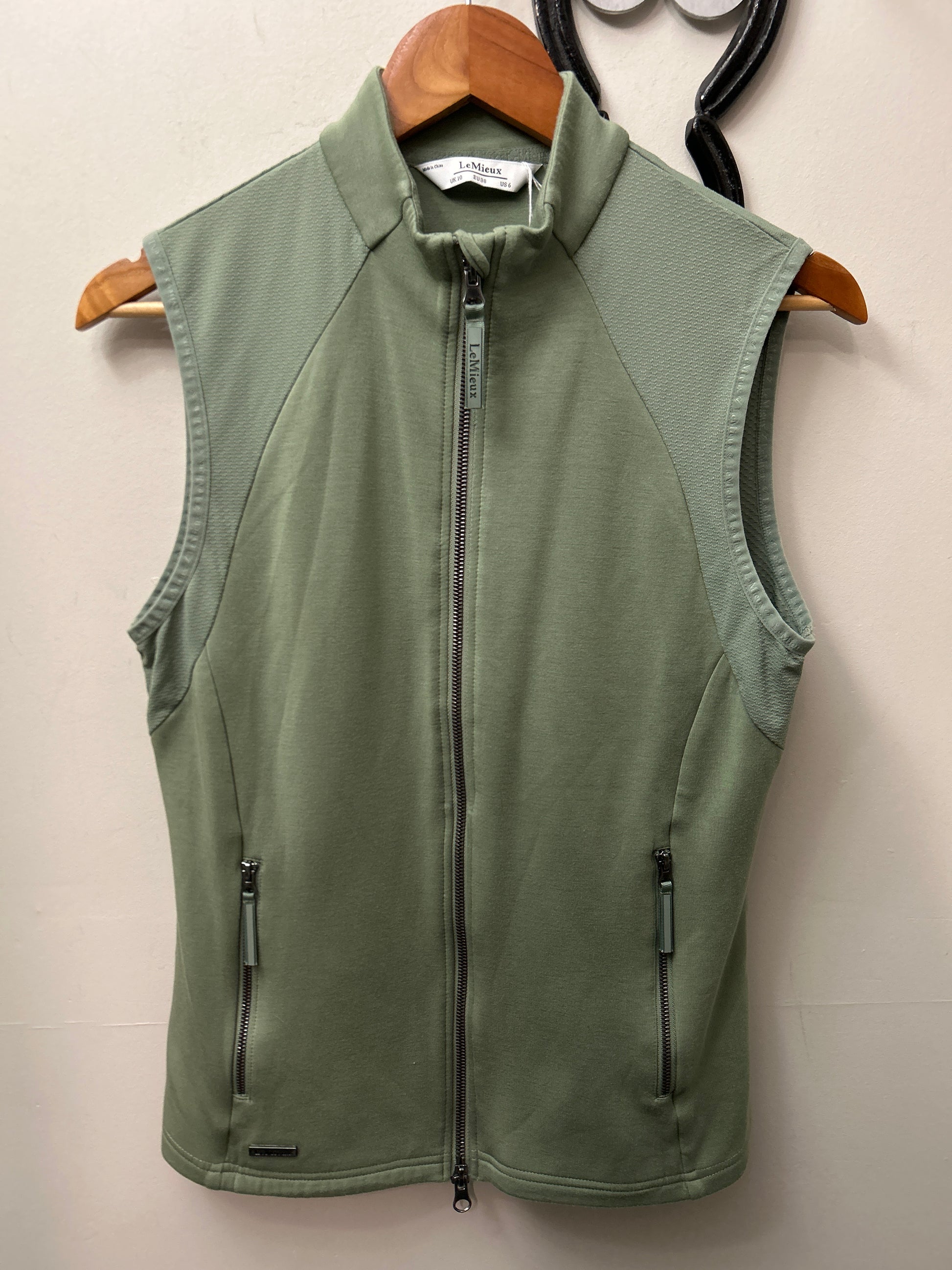 LeMieux Lightweight Vest Small-Vest-Consignment-Evolution Equestrian Co.
