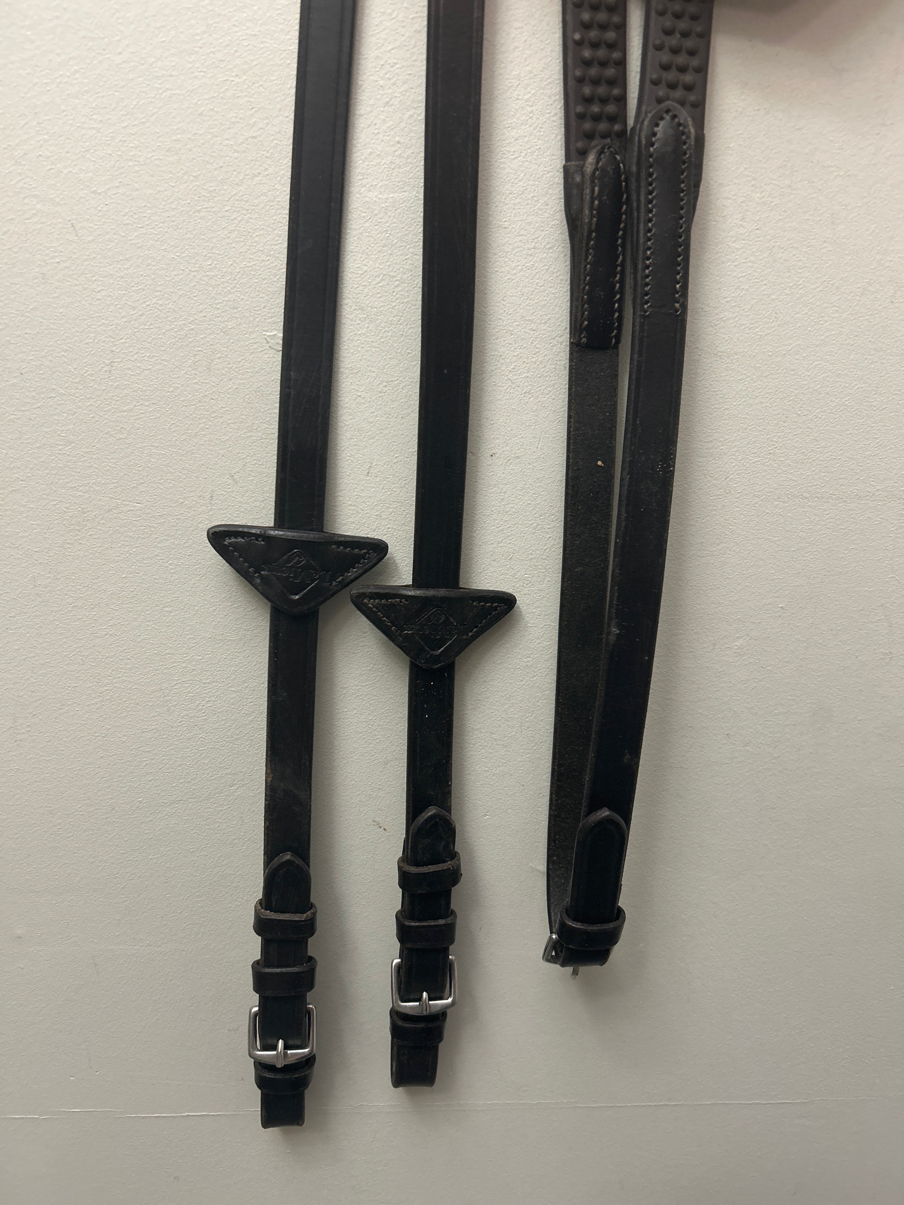 LeMieux Soft Rubber Reins with Stoppers Brown-English Reins-Consignment-Evolution Equestrian Co.