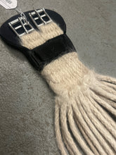 Load image into Gallery viewer, Mohair String Dressage Girth 30"-English Tack-Consignment-Evolution Equestrian Co.
