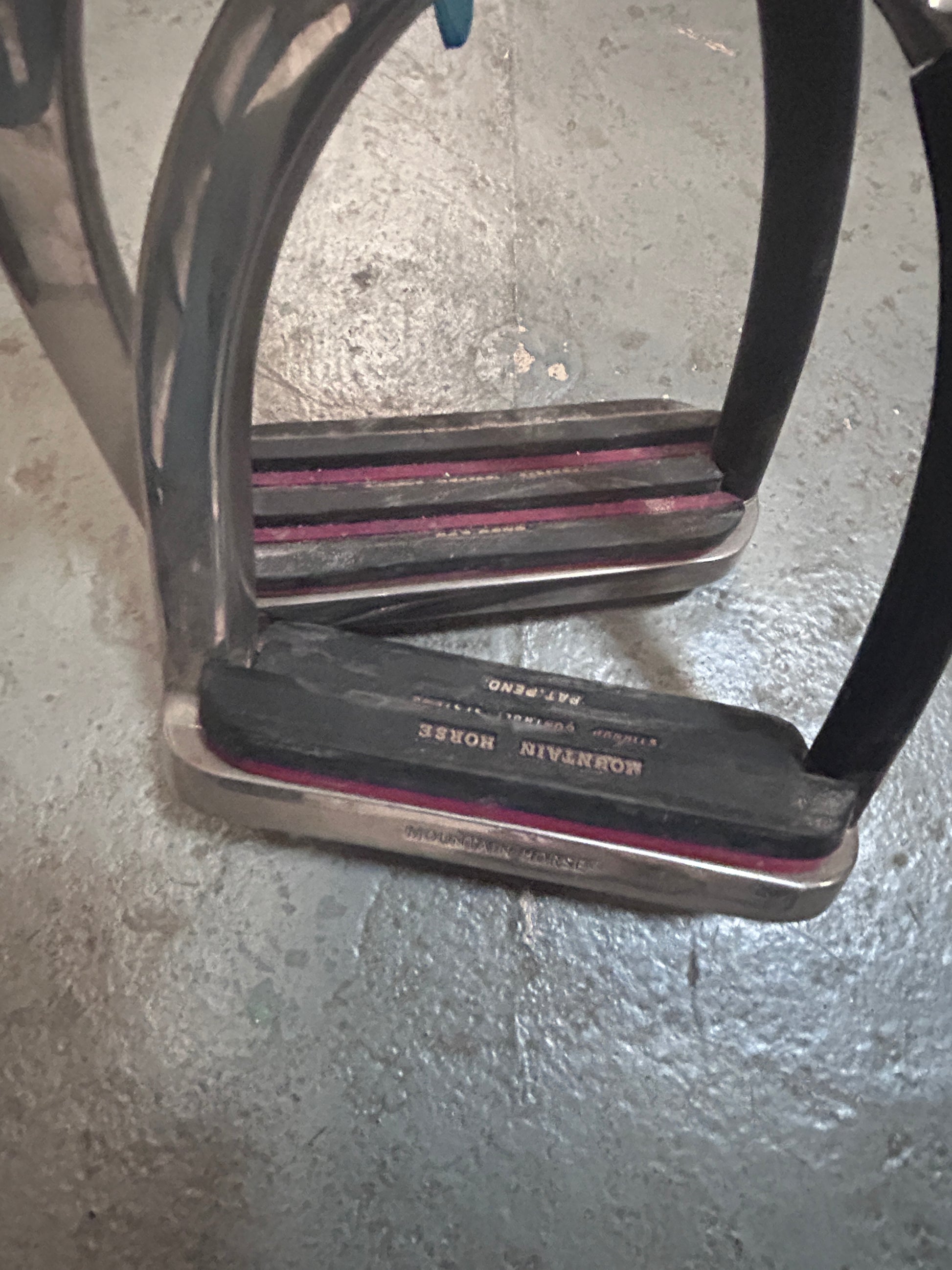 Mountain Horse SCS3 Quick Release Stirrup Irons-Stirrups-Consignment-Evolution Equestrian Co.