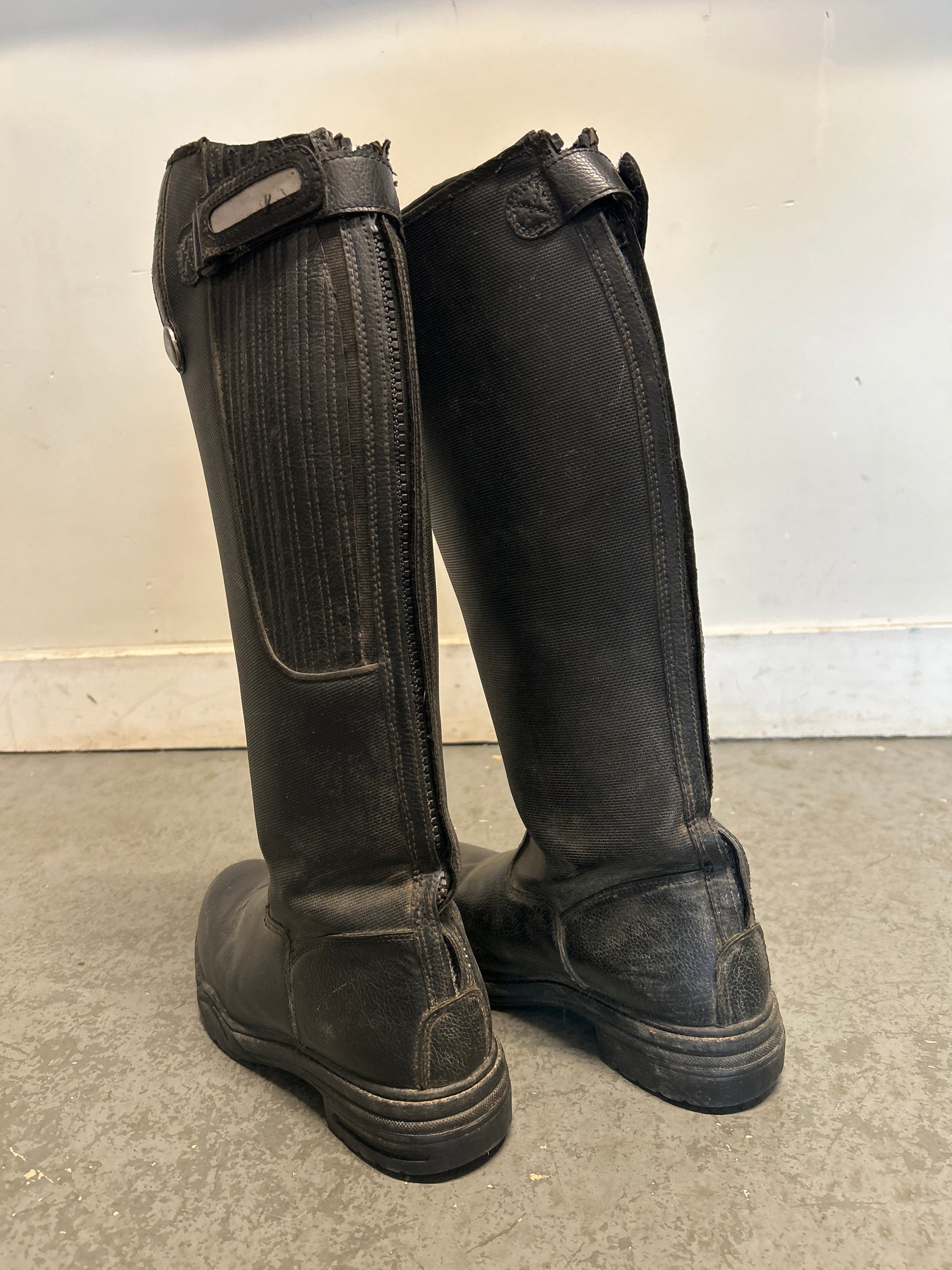 Mountain Horse Winter Riding Boots 9W-Riding Boots-Consignment-Evolution Equestrian Co.