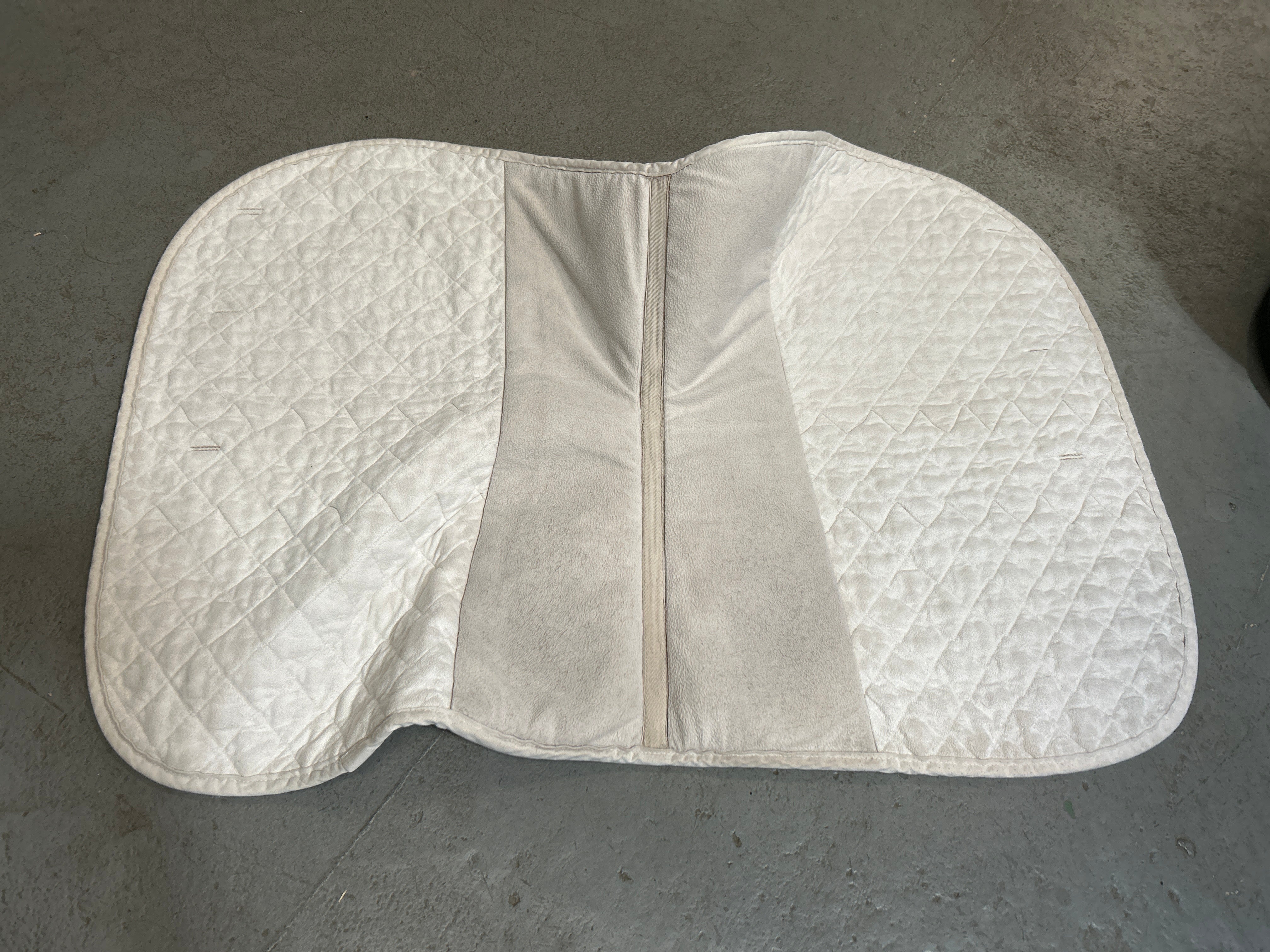 Ogilvy Jump Friction Free Pad-English Saddle Pad-Consignment-Evolution Equestrian Co.