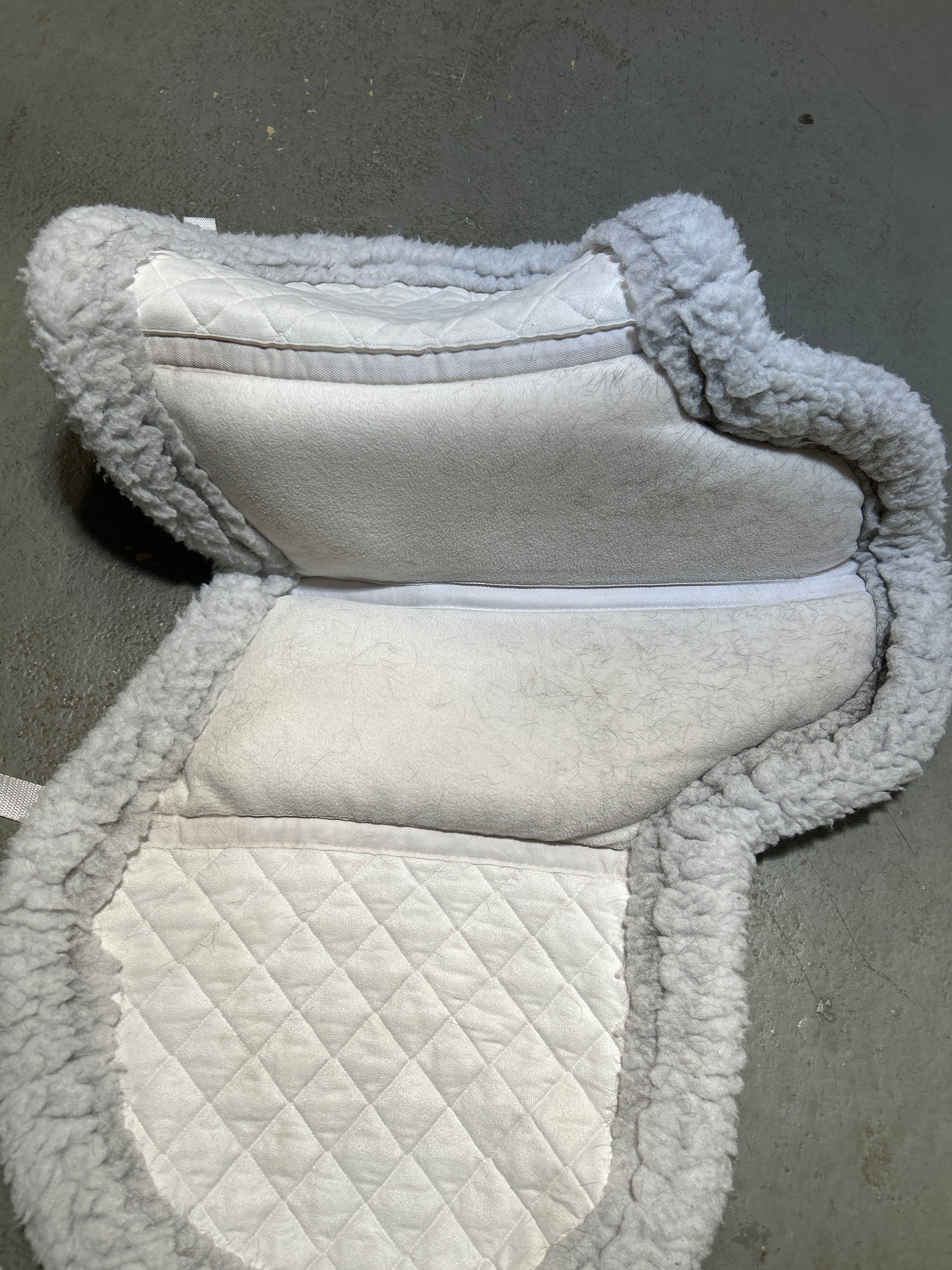 Ogilvy Memory Foam Hunter Pad Faux Sheepskin-English Saddle Pad-Consignment-Evolution Equestrian Co.