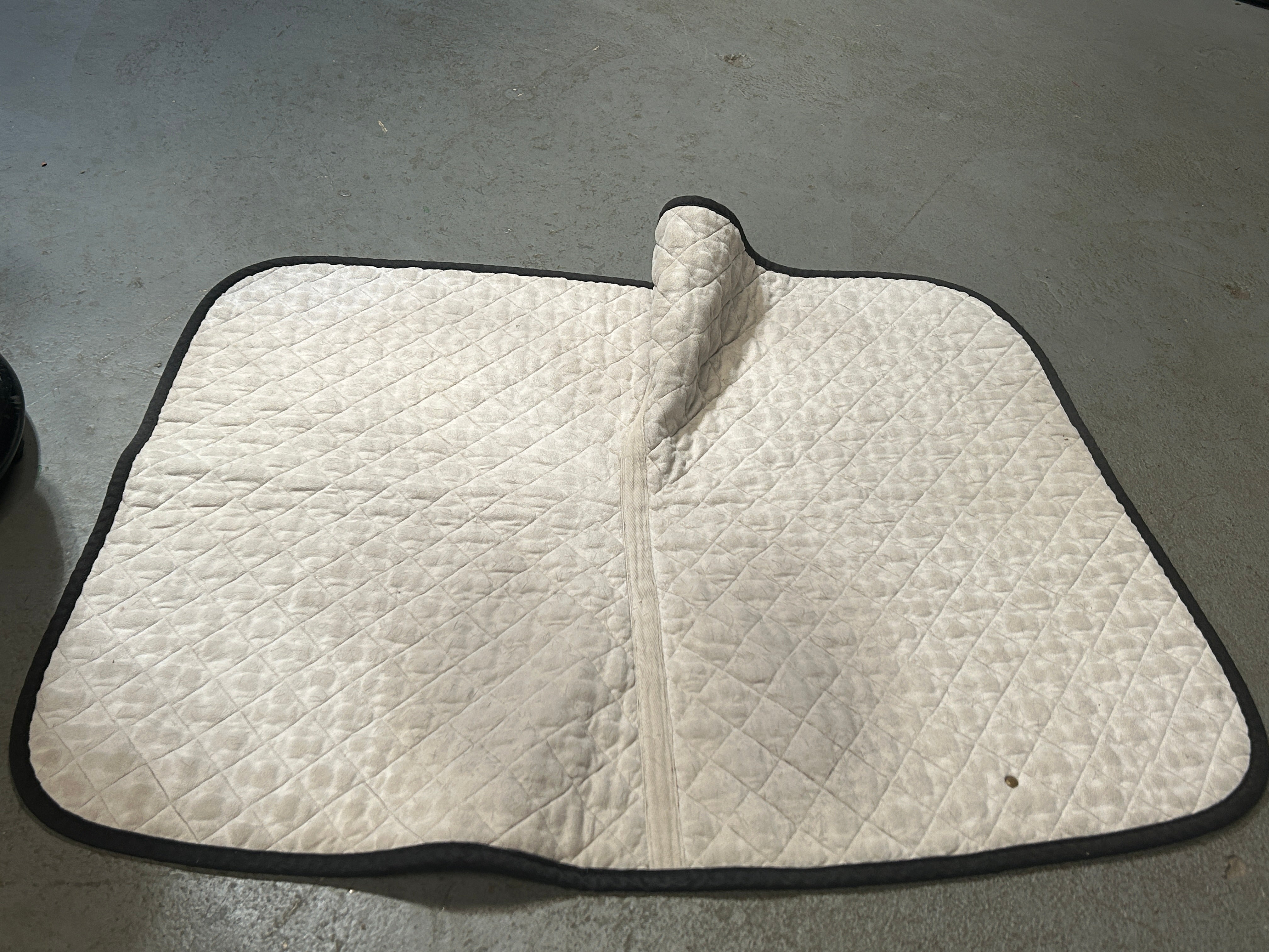 Oglivy Off-White Baby Pad-English Saddle Pad-Consignment-Evolution Equestrian Co.