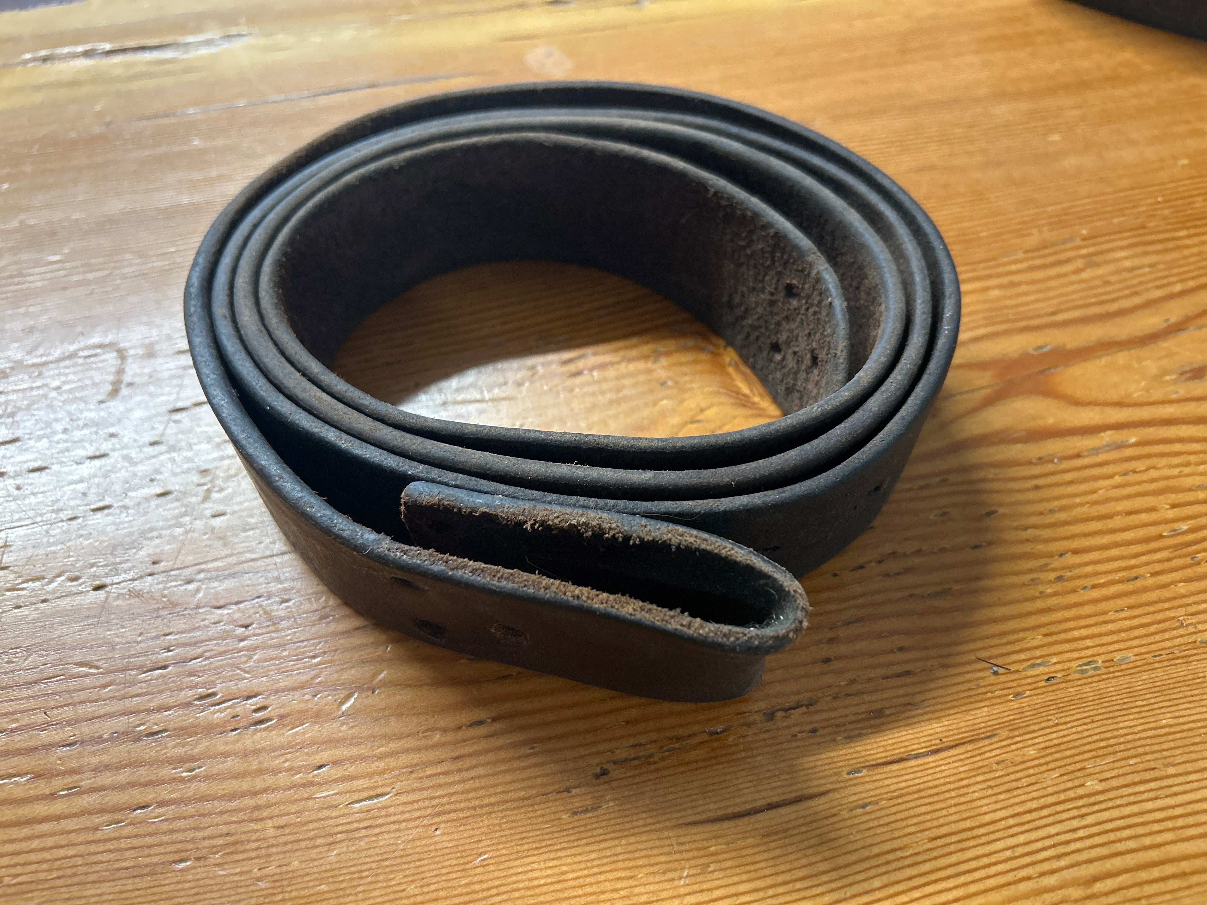 Oiled Leather Latigo 1.75" x 69"-Accessories-Consignment-Evolution Equestrian Co.
