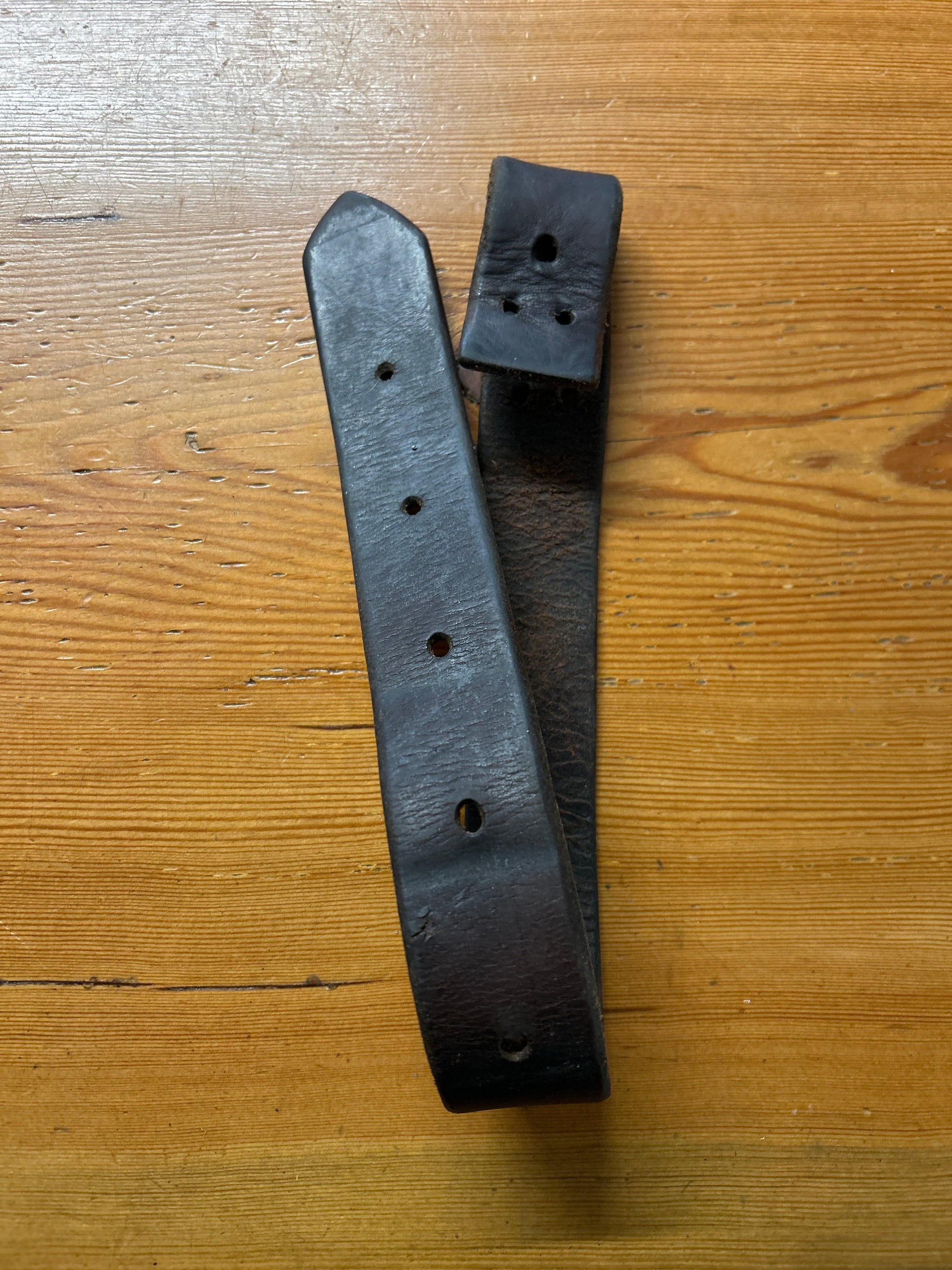 Oiled Leather Rear Billet 1.75"x24"-Accessories-Consignment-Evolution Equestrian Co.