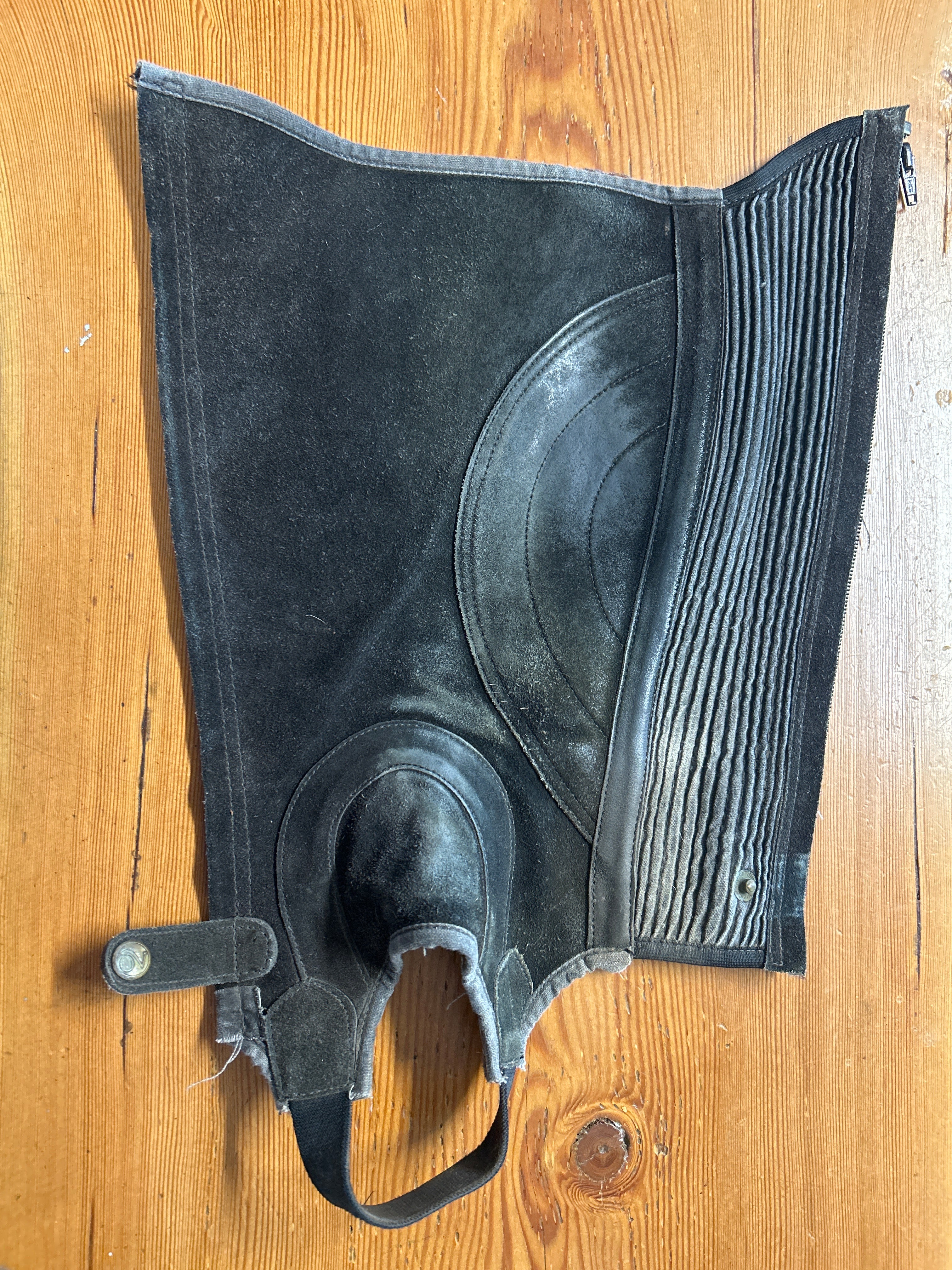 Ovation Black Suede Half Chaps Small-Riding Boots-Consignment-Evolution Equestrian Co.
