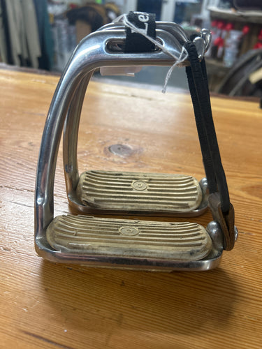 Peacock Stirrups 4