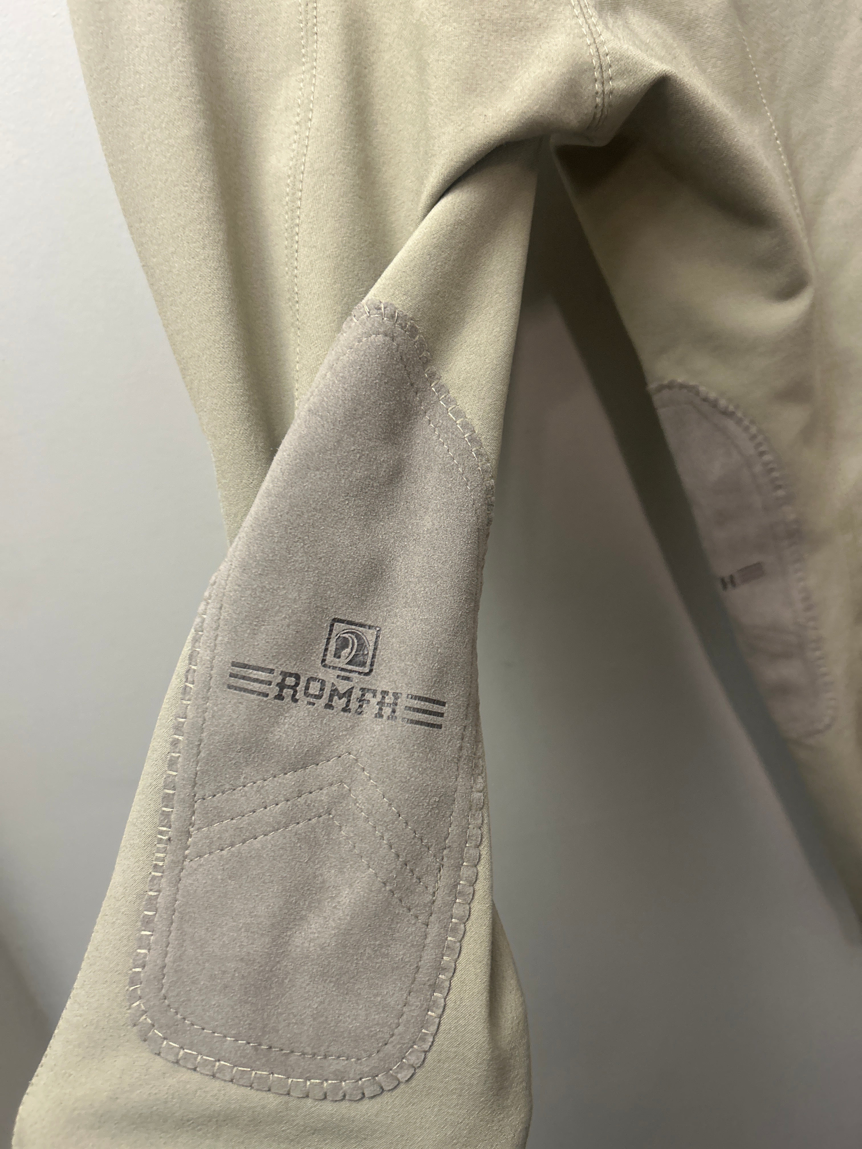 ROMFH Kid's Breeches 10-Breeches-Consignment-Evolution Equestrian Co.