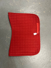 Load image into Gallery viewer, Red English Saddle Pad-English Saddle Pad-Consignment-Evolution Equestrian Co.
