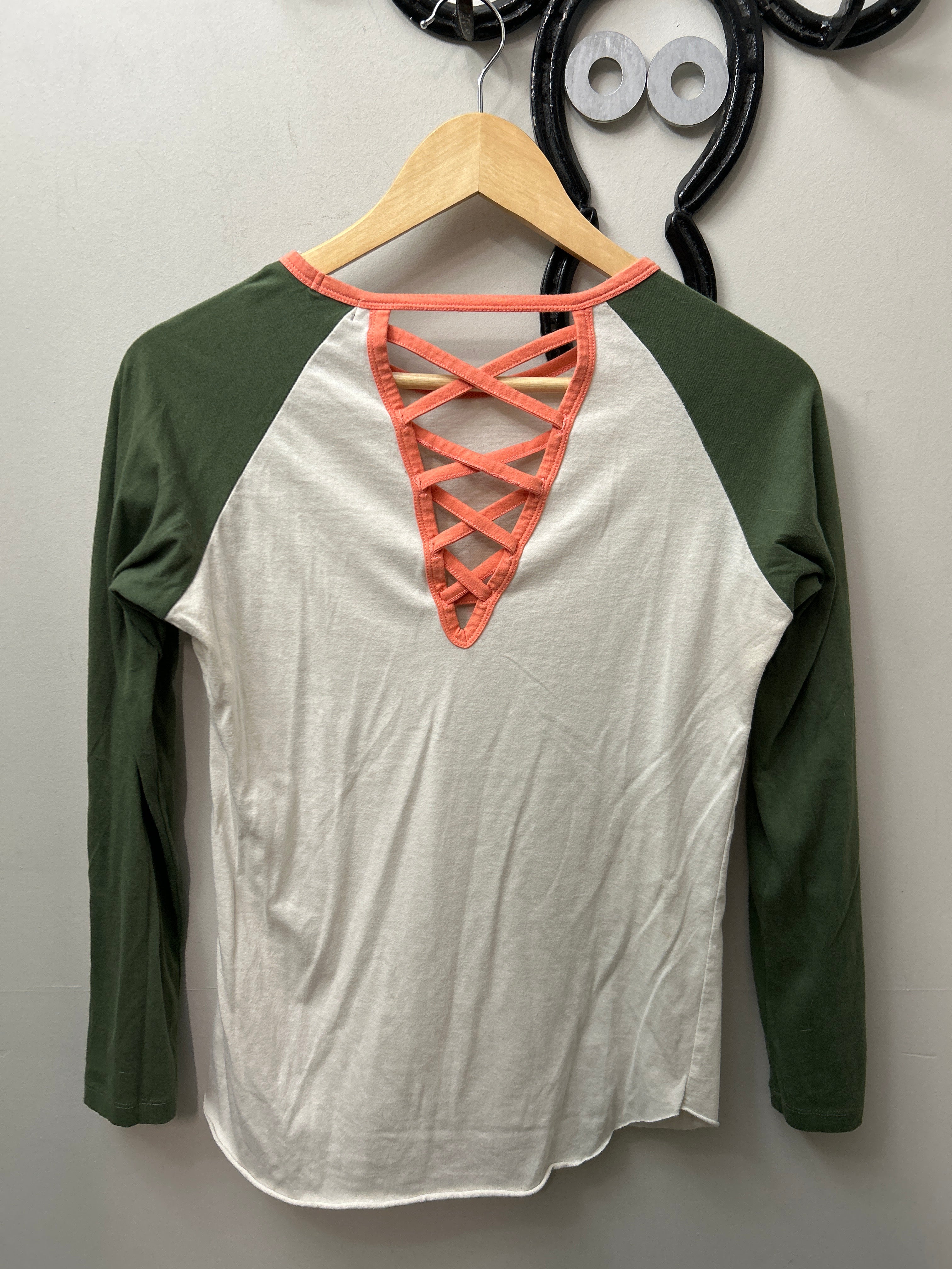 Rock & Roll Cowgirl Shirt Arizona Mountains Medium-Western Shirt-Consignment-Evolution Equestrian Co.