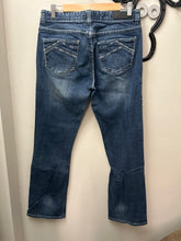 Load image into Gallery viewer, Rock&amp;Roll Ladies Jeans Boyfriend 29 x 32-Jeans-Consignment-Evolution Equestrian Co.
