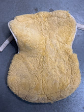 Load image into Gallery viewer, Roma Sheepskin Half Pad with Straps-English Saddle Pad-Consignment-Evolution Equestrian Co.
