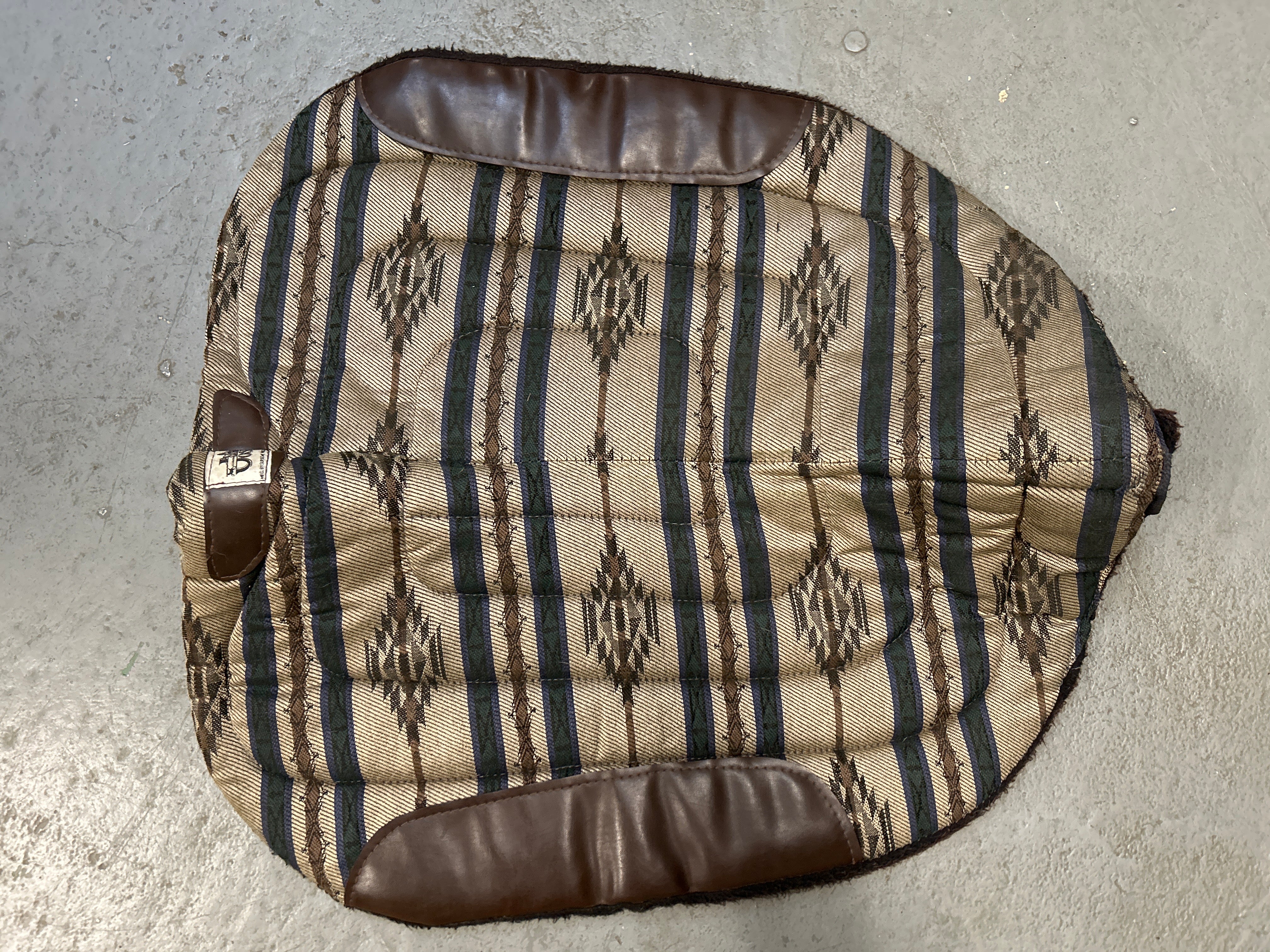 Round Skirt Western Saddle Pad-Western Saddle Pad-Consignment-Evolution Equestrian Co.