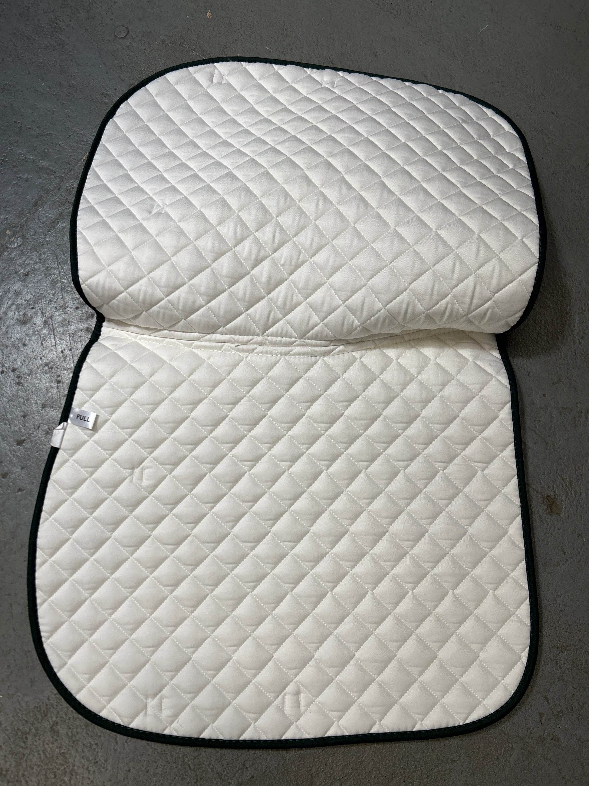 Shedrow All Purpose Saddle Pad White Full-English Saddle Pad-Consignment-Evolution Equestrian Co.