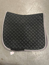 Load image into Gallery viewer, Shedrow Black English Saddle Pad-English Saddle Pad-Consignment-Evolution Equestrian Co.
