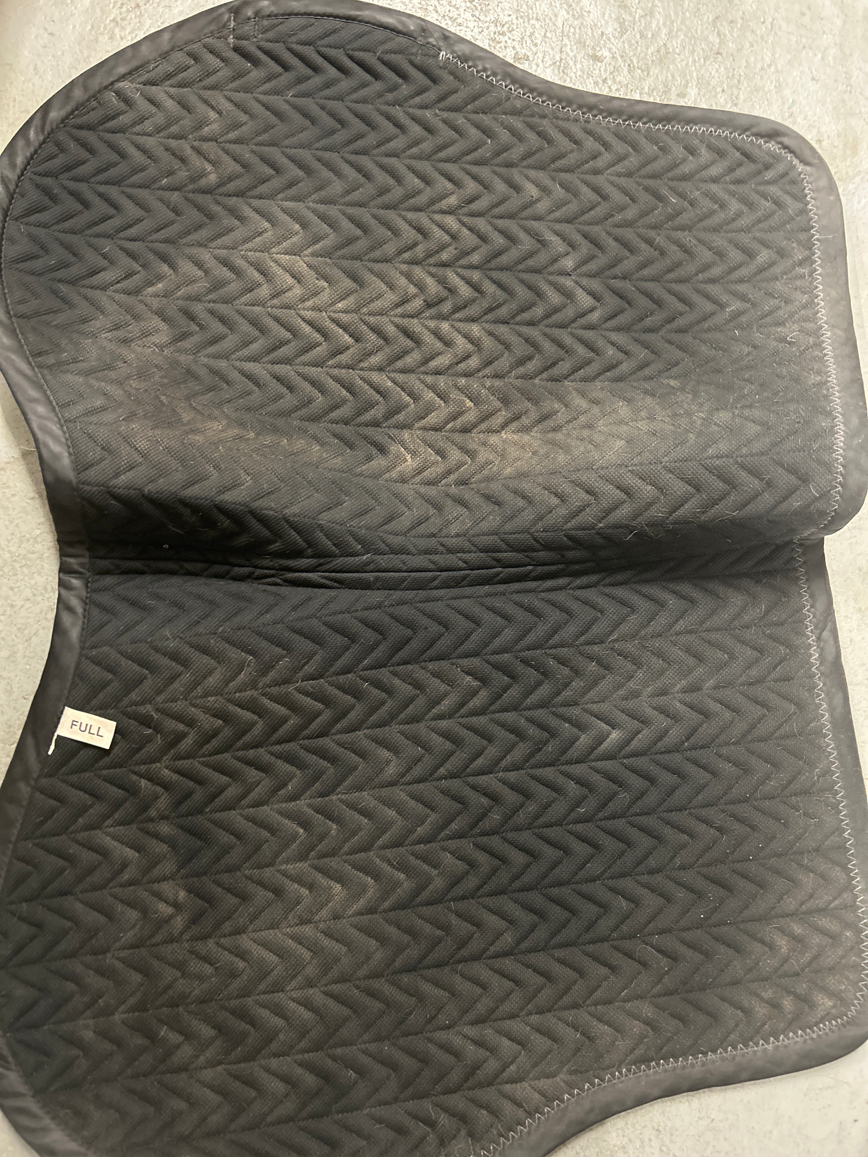 Shedrow Close Contact Saddle Pad Black Full-English Saddle Pad-Consignment-Evolution Equestrian Co.