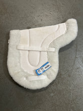 Load image into Gallery viewer, Shedrow Waffle Weave Shaped Pony Pad-English Saddle Pad-Consignment-Evolution Equestrian Co.
