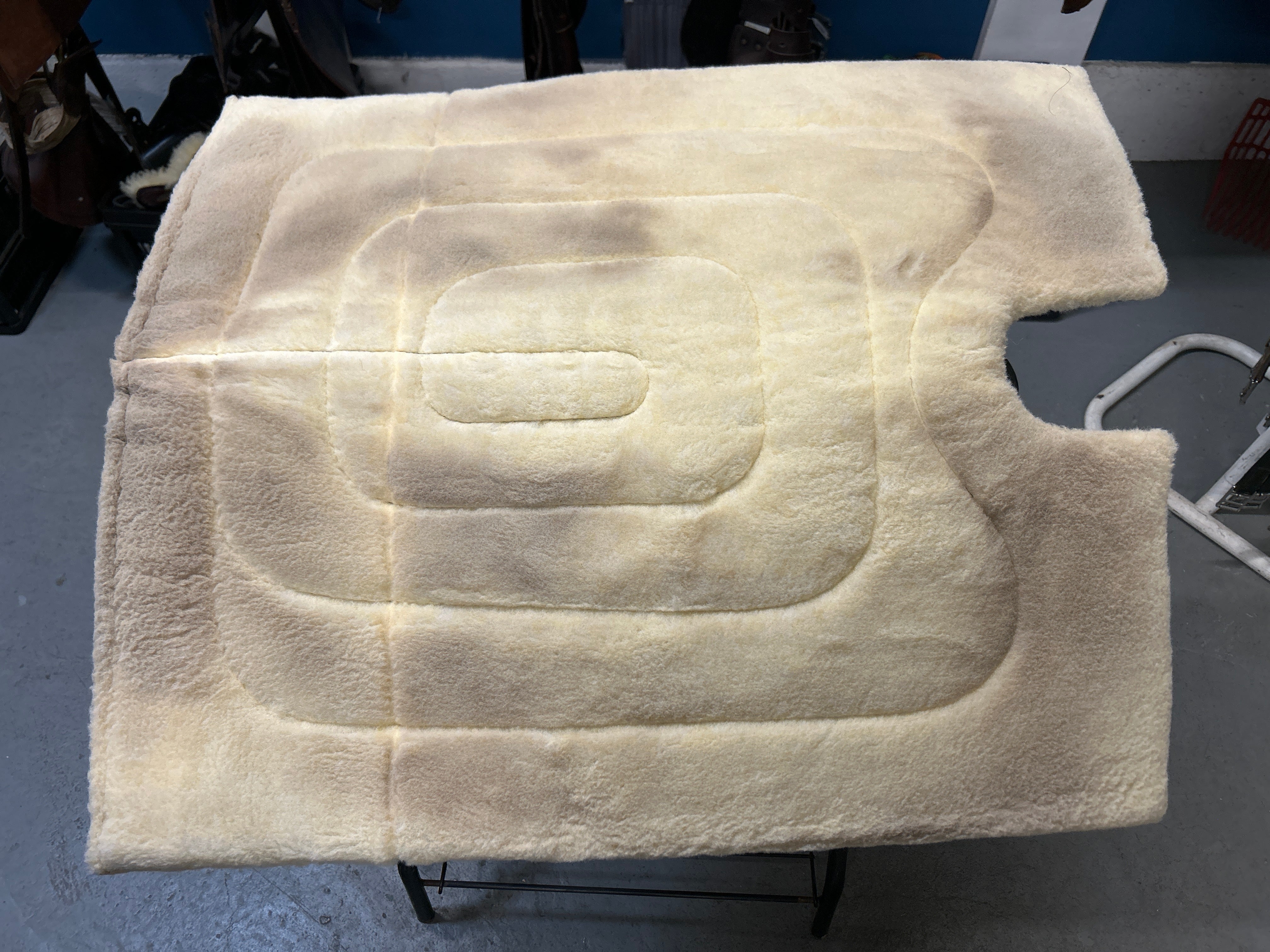 Sierra Herculon Cut Back Pad 30"x32"-Western Saddle Pad-Consignment-Evolution Equestrian Co.
