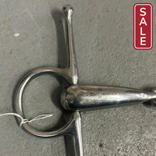 Load image into Gallery viewer, Stubben Full Cheek Snaffle 5-1/4&quot;-Bits-Consignment-Evolution Equestrian Co.
