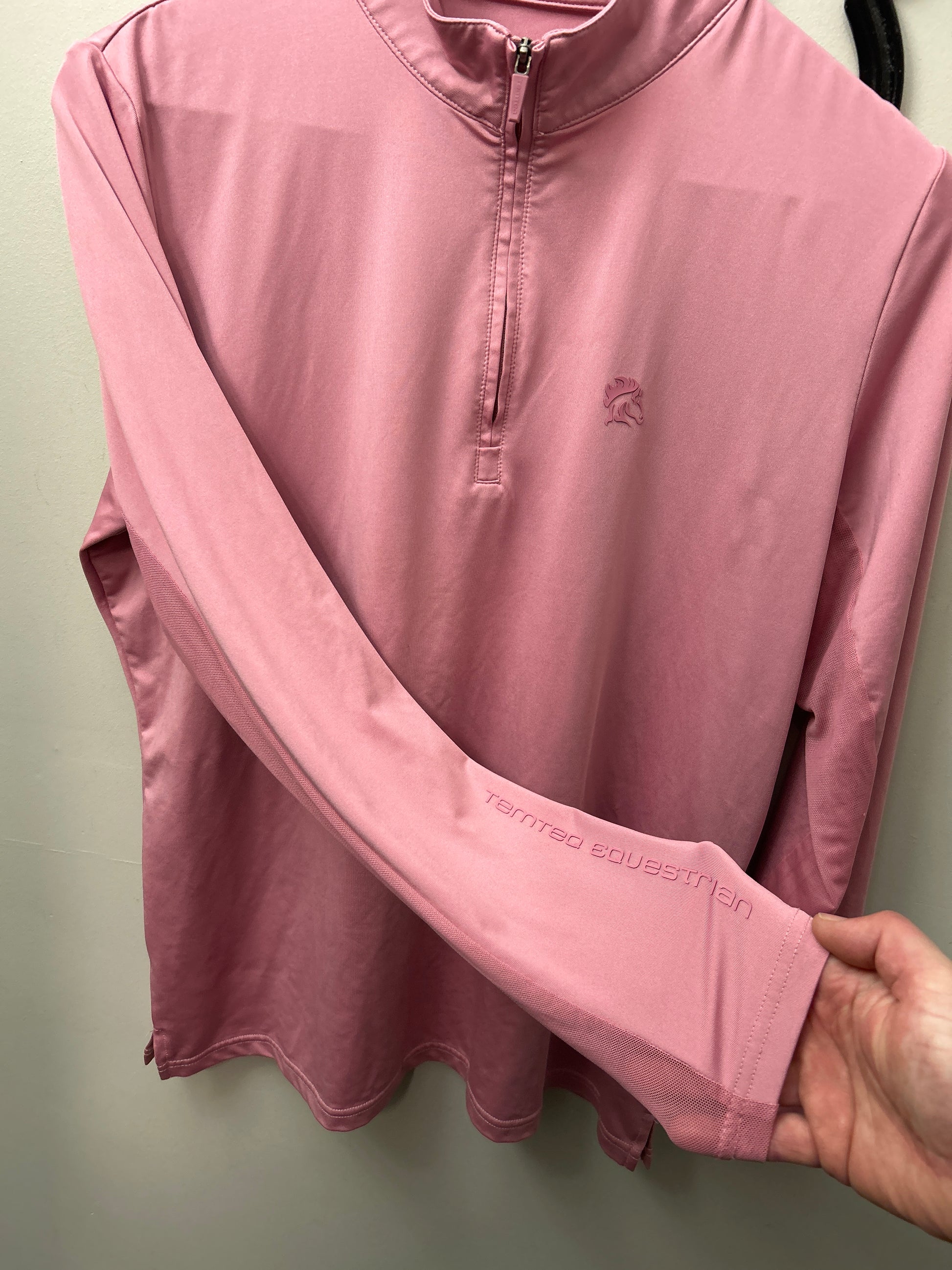 Tempo Long Sleeve Pink Shirt Large-Riding Shirts-Consignment-Evolution Equestrian Co.