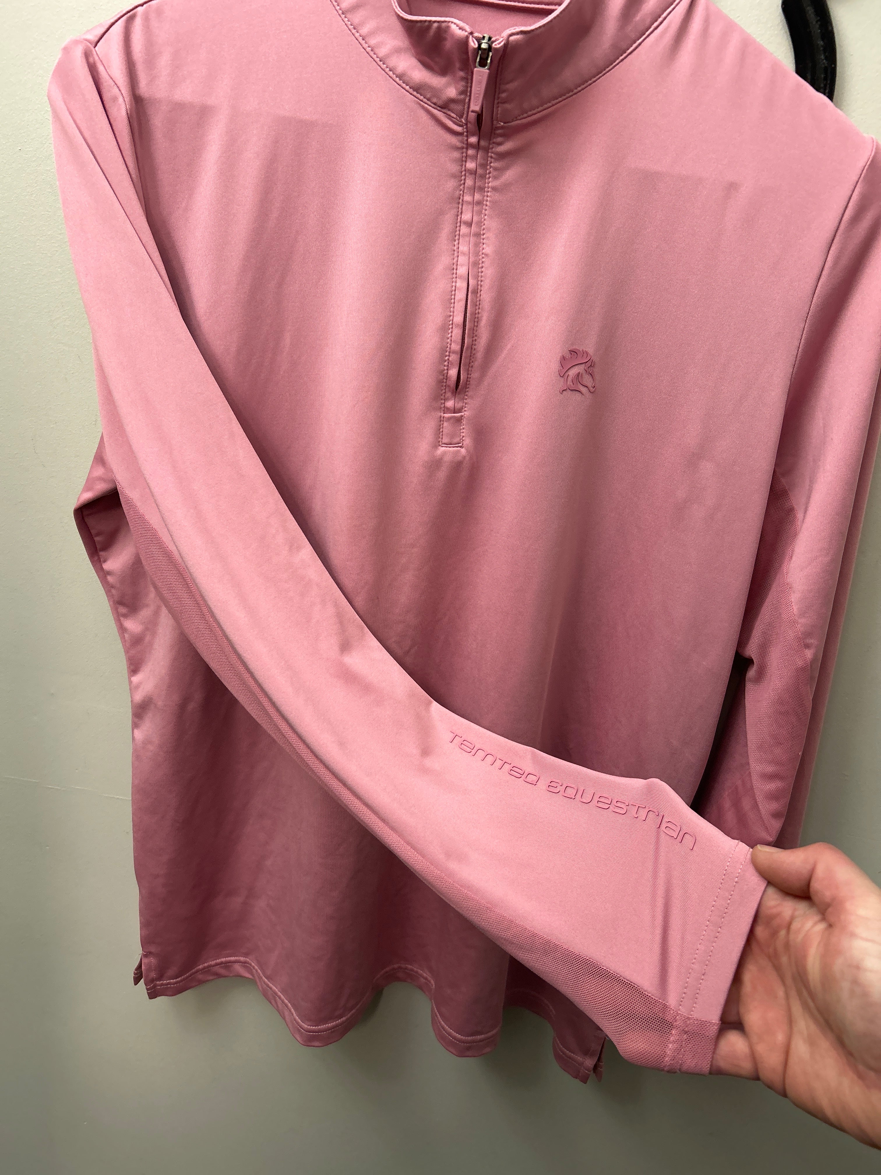 Tempo Long Sleeve Pink Shirt Large-Riding Shirts-Consignment-Evolution Equestrian Co.