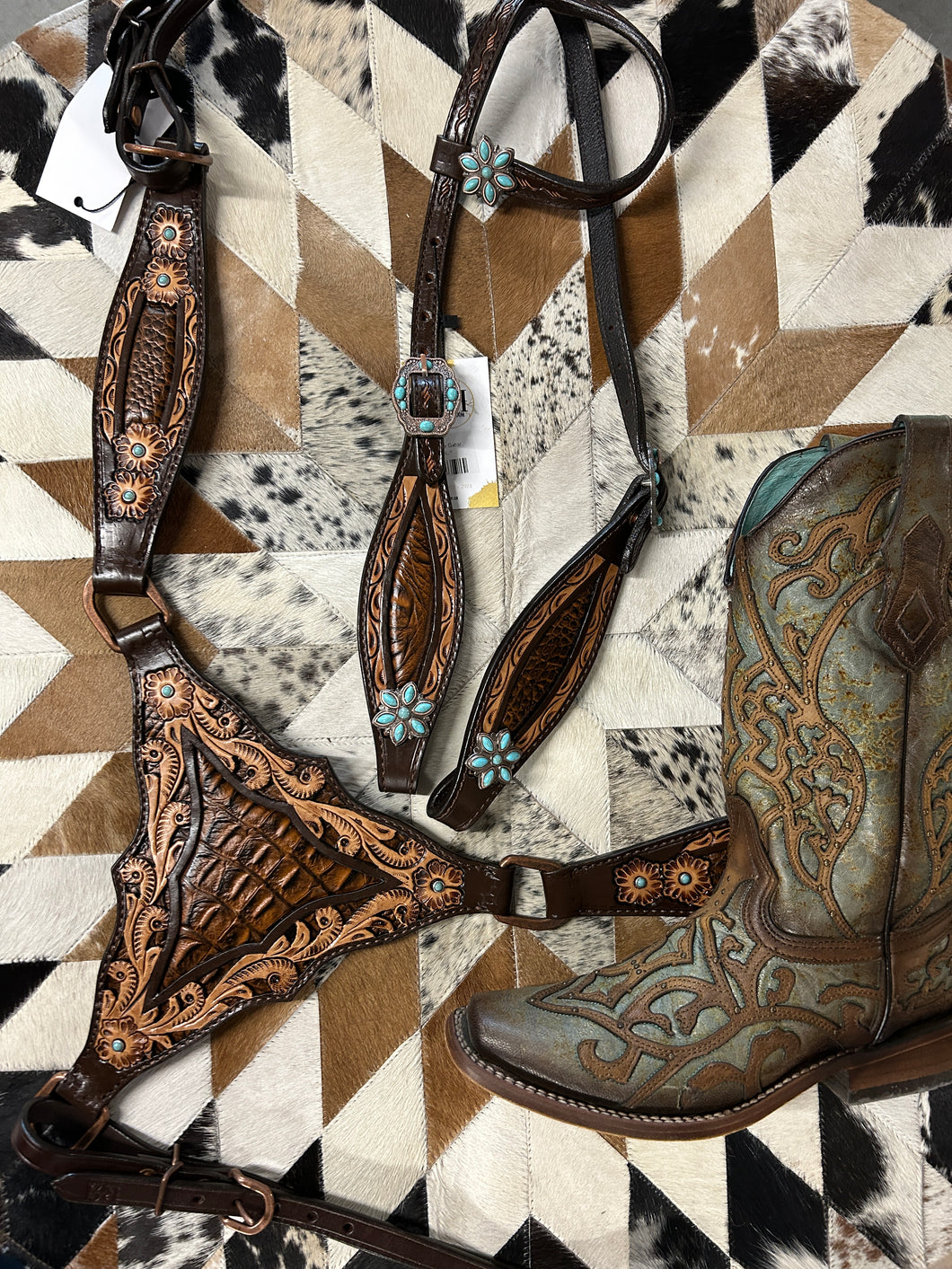 The Rodeo Room Turquoise Gator Tack Set-Western Headstall-The Rodeo Room-Evolution Equestrian Co.