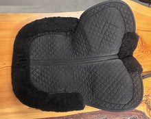 Load image into Gallery viewer, ThinLine Half Pad with Sheepskin Rolls-English Saddle Pad-Consignment-Evolution Equestrian Co.
